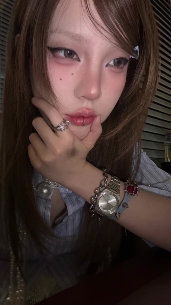摩根证券 都會女子外出實錄✴︎ bgm：偷偷穿短裙（bushi